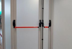 Двери VITRAGE I,II в проекте Установка офисных перегородок NAYADA в Норильске