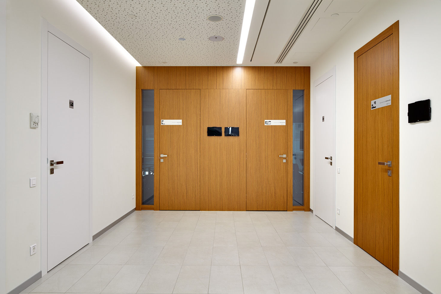 Фото Противопожарные перегородки из дерева NAYADA-Regina Line Fireproof