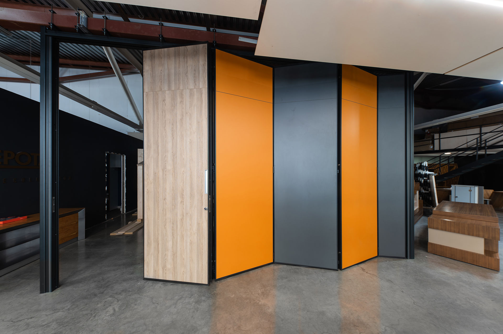 Фото Глухие раздвижные перегородки NAYADA SmartWall H3