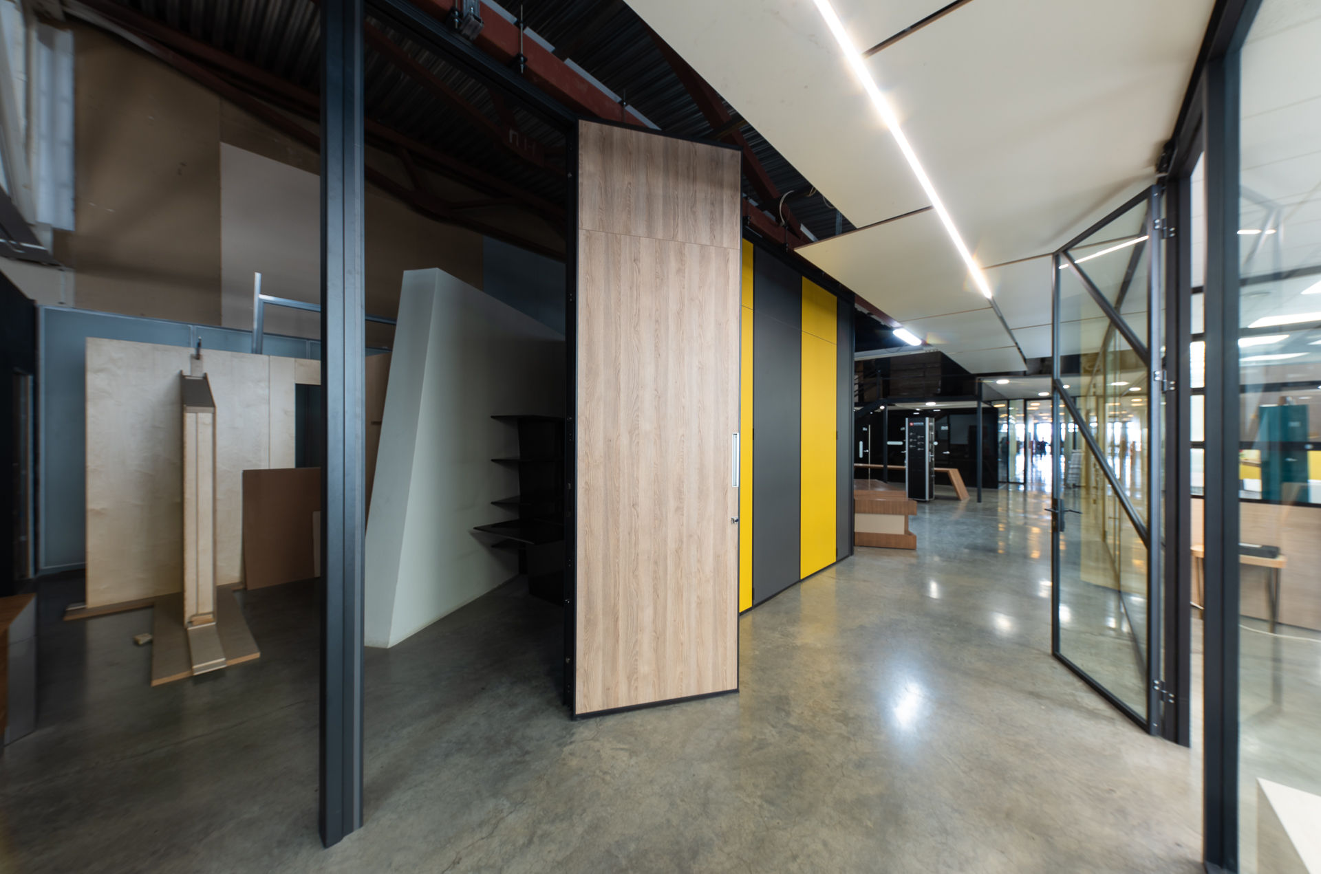 Фото Глухие раздвижные перегородки NAYADA SmartWall H3