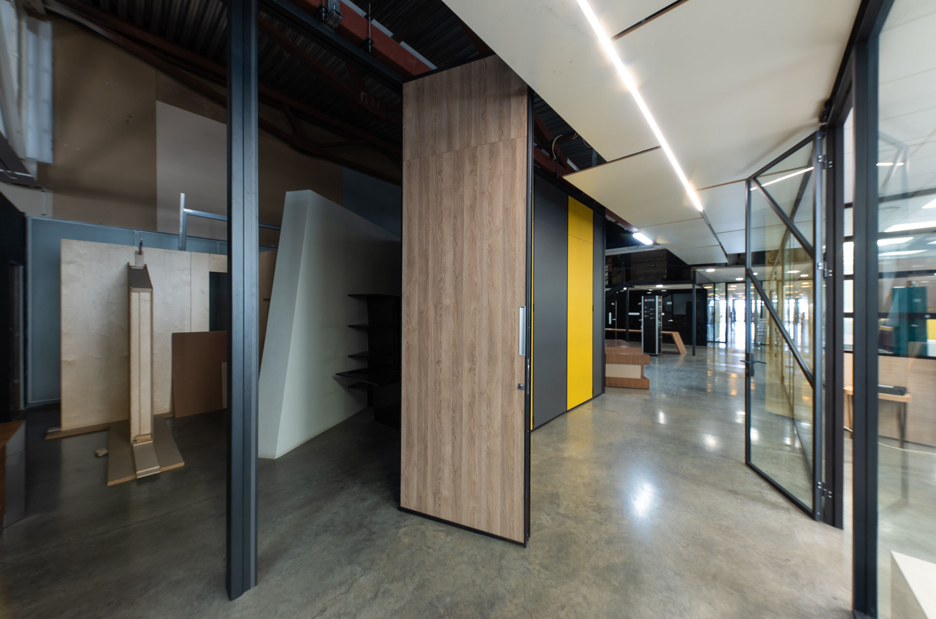 Фото Глухие раздвижные перегородки NAYADA SmartWall H3