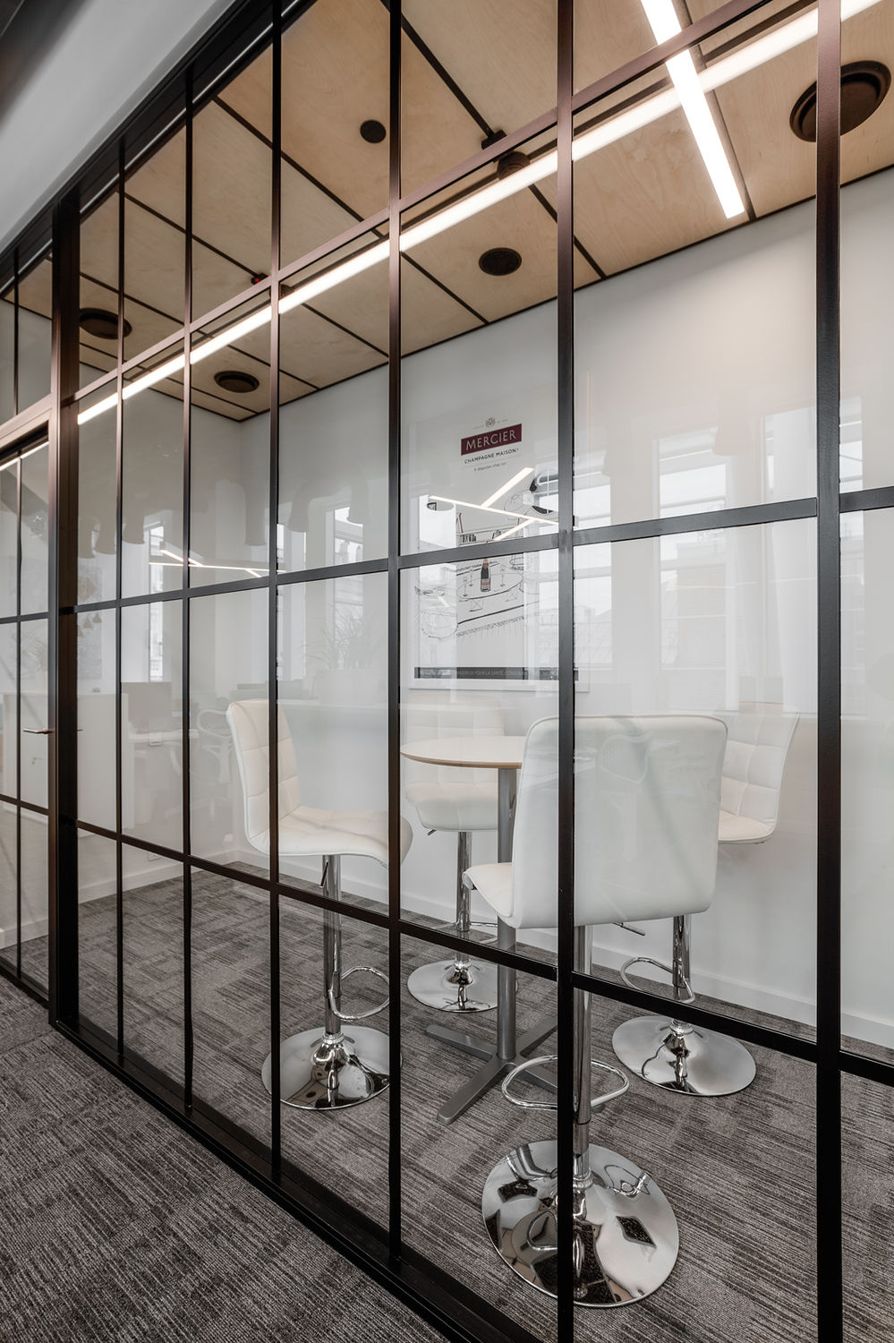 Фото Каркасная перегородка с дверью NAYADA-Quadro