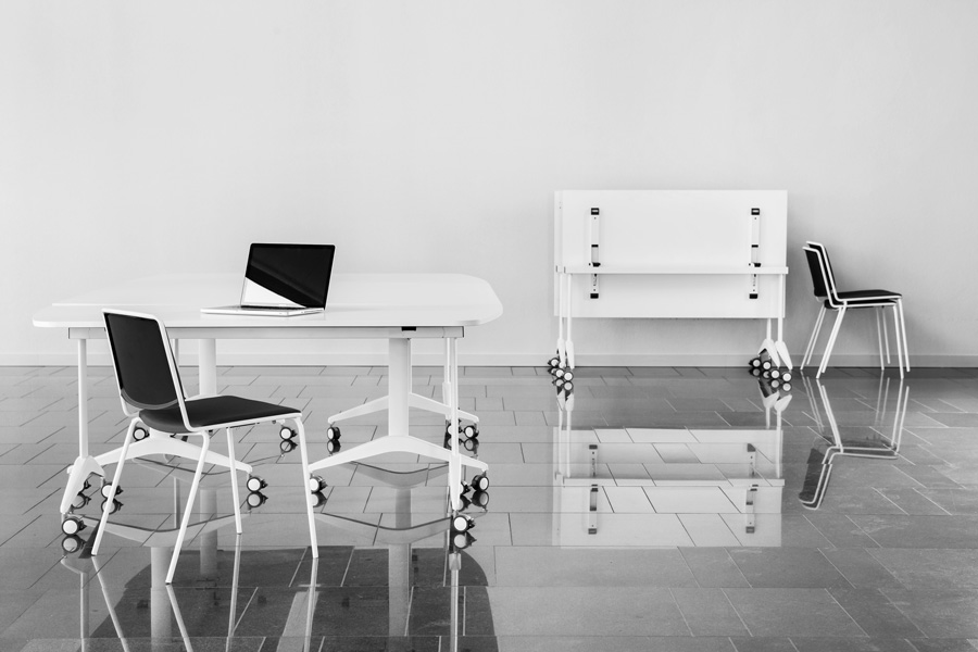 коллекция модульных столов LAVORO-Meeting