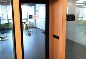 Двери NAYADA-Magic в проекте Оснащение Тобольского Технического центра