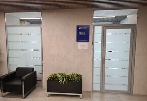 NAYADA-Standart в проекте Перегородка и дверь для офиса страховой компании Югория