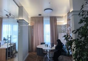 Фото Стеклянные перегородки в офисе продаж ЖК Скандиа