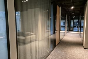Проект Установка дверей и перегородок в центральном офисе Застройщика Брусника