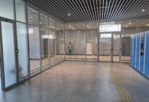 NAYADA-Standart в проекте Монтаж дверей и перегородок в Международном аэропорту Рощино имени Д. И. Менделеева