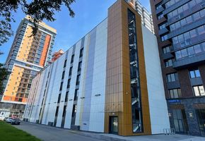 Козырьки и навесы из стекла в проекте Выполнение работ на объекте ЖК «Счастье»