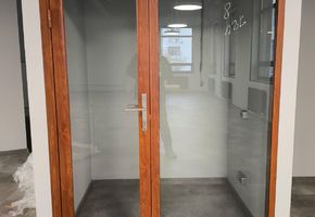 Двери VITRAGE I,II в проекте Стационарные перегородки Nayada –Standart и двери Наяда VITRAGE I для диджитал - компании «Бюро Сучкова».