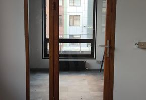 Двери VITRAGE I,II в проекте Стационарные перегородки Nayada –Standart и двери Наяда VITRAGE I для диджитал - компании «Бюро Сучкова».