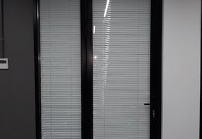 Двери VITRAGE I,II в проекте Здание НТЦ Новатэк вторая очередь