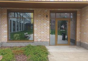 Двери фасадные Nayada-Fasad в проекте ЖК Корней г.Тюмень ГП 1