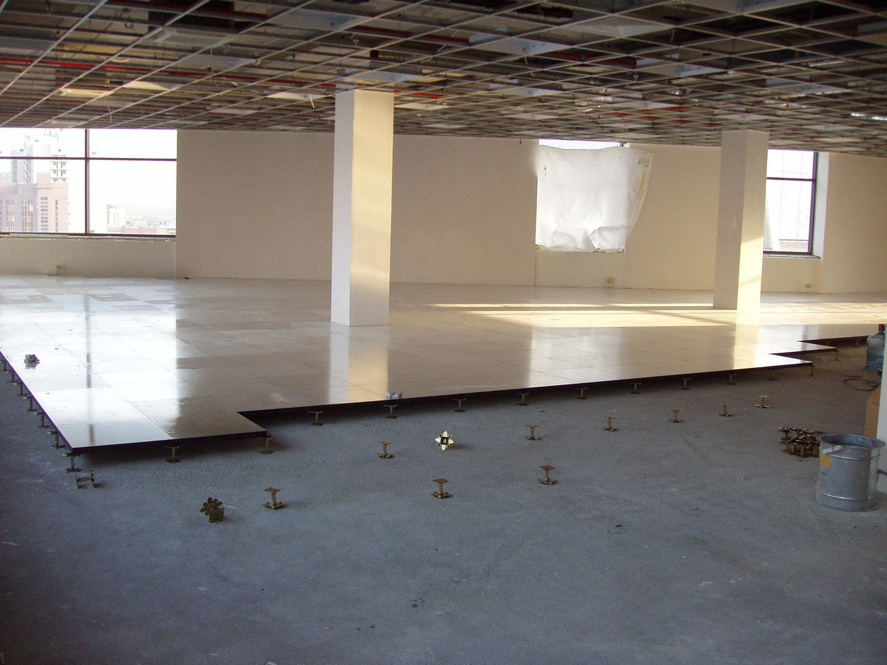 Фото Фальшполы