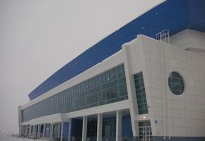 В г.Сургут открыл свои двери  Ледовый дворец.