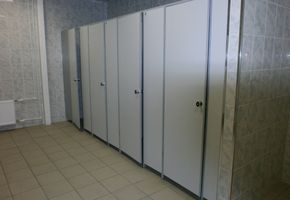 Перегородки в Омском гипермаркете Окей