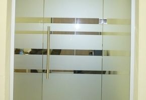 Двери в компании Инженерные системы