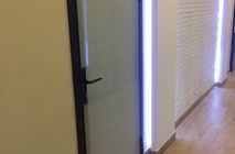 Офисные перегородки и офисные двери компании NAYADA в Тобольске