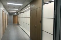 Установка офисных перегородок и дверей для офиса компании ПАО Новатек в г. Новый Уренгой