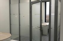 Установка офисных перегородок и дверей для офиса компании ПАО Новатек в г. Новый Уренгой