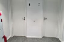 Установка офисных перегородок и дверей в офисном центре 
