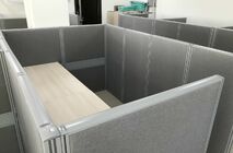 Установка мобильных перегородок и мебели в офисе компании 