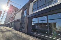 Пластиковые окна и двери Ivaper в общественном здании